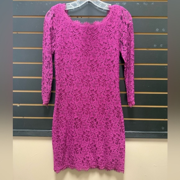 Diane Von Furstenberg Dresses & Skirts - Diane von Furstenberg Zarita Lace Sheath Dress Fuchsia Pink Size 4